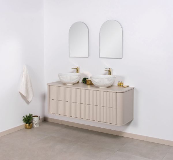 Badmöbel Lilia 140 cm, sand matt, Doppelwaschtisch und Unterschrank (montiert)