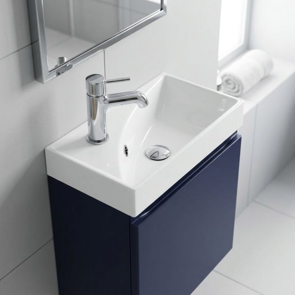 Gäste-WC Badmöbel RENA 40 cm, blau matt, Waschbecken mit Unterschrank, vormontiert